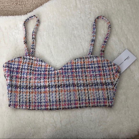 Lovers + Friends | DAGNY TOP - Picture 3 of 10